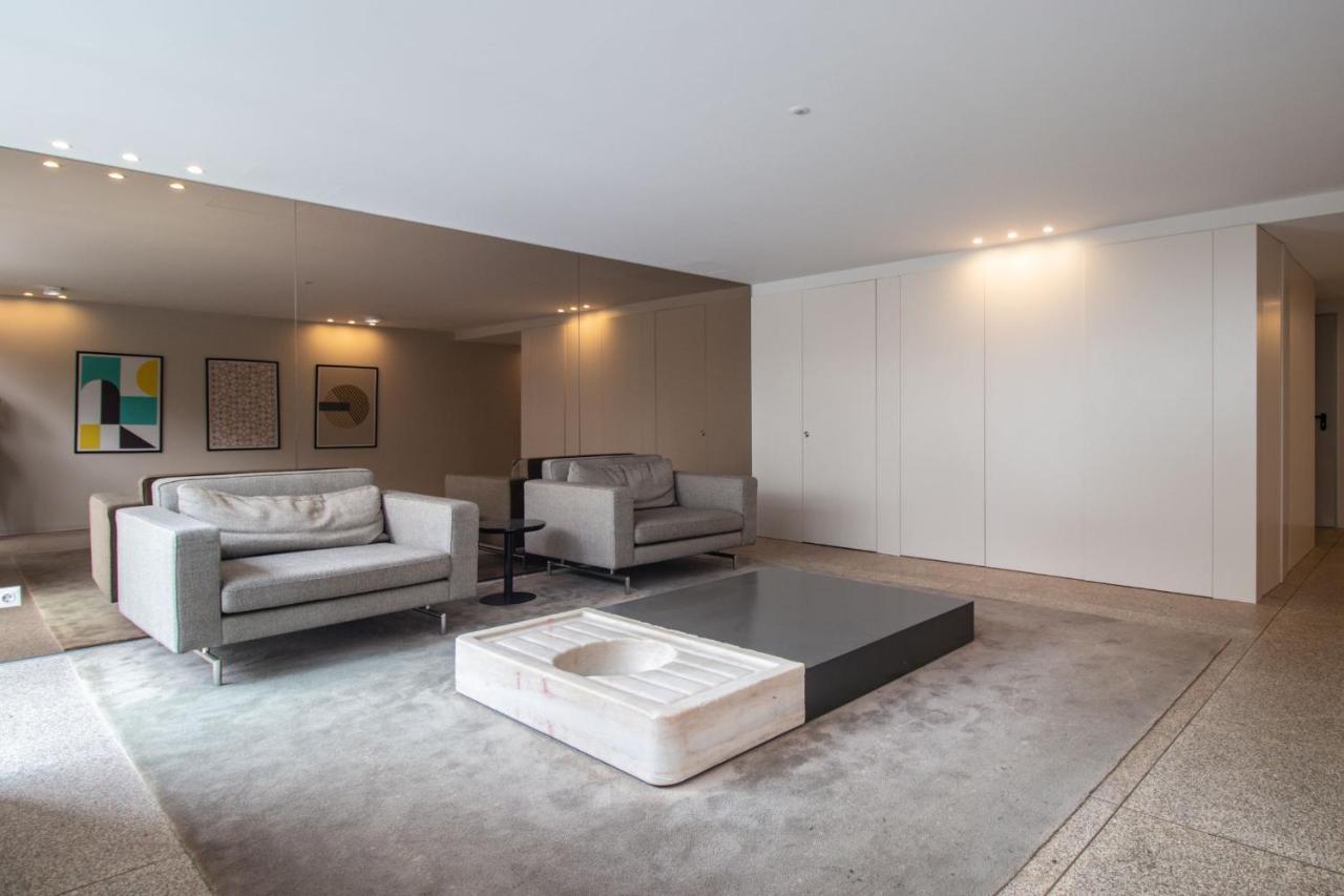 Stunning Apartment W/ Free Parking By Lovelystay Porto Exterior photo